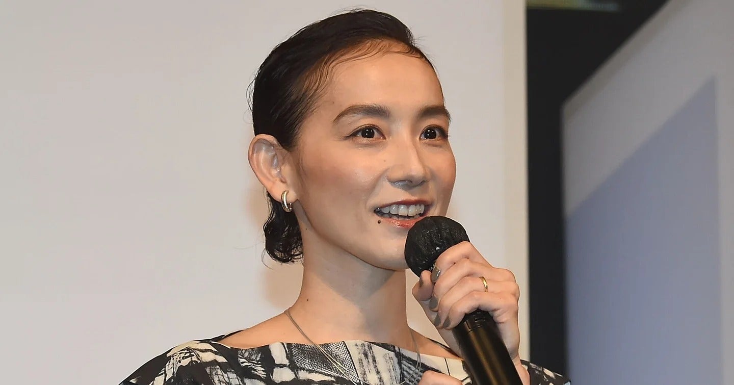 篠原ともえ、手作りのバッグが職人技！ミシン&手縫いした純白のキルティングに「素敵すぎ」と絶賛の声