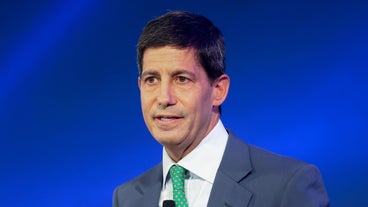 Sock Puppet': New Federal Reserve Pick Flip-Flopped His Way Into Trump's Heart | HuffPost Latest News