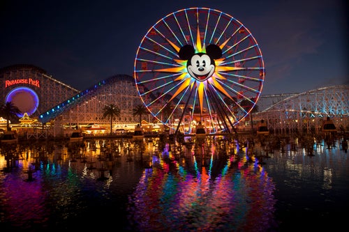 米ディズニーの「光る」観覧車型ポップコーンバケットが「過去最高傑作