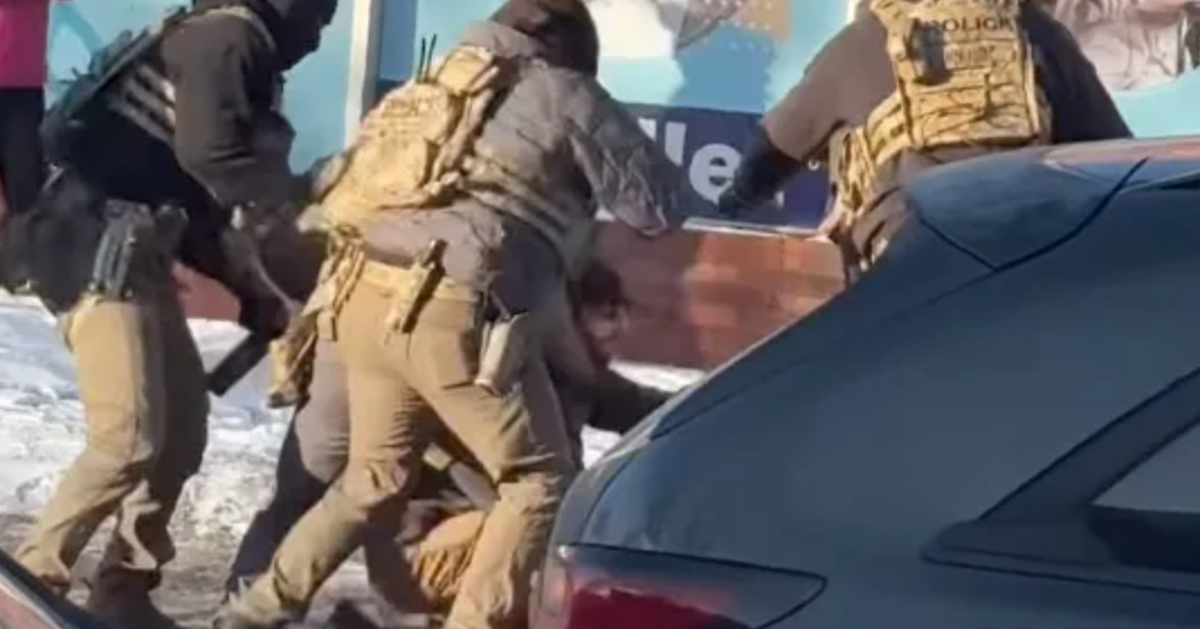 Two CBP Agents Identified in Alex Pretti Shooting