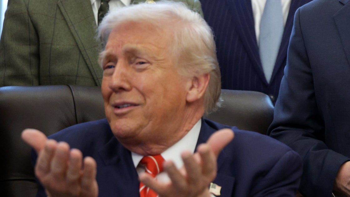 Critics Rip Trump After 'Weird Exchange' With Reporter