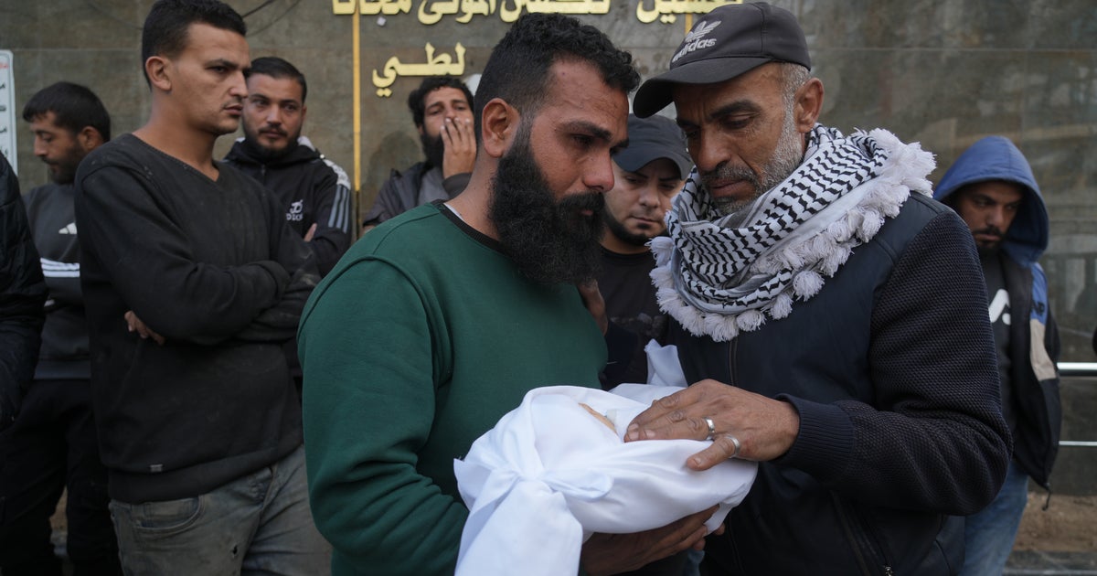 Israel Strikes Gaza, Killing 19 Including Women And Children, After Saying Hamas Violated Deal Israel Strikes Gaza, Killing 19 Including Women And Children, After Saying Hamas Violated Deal