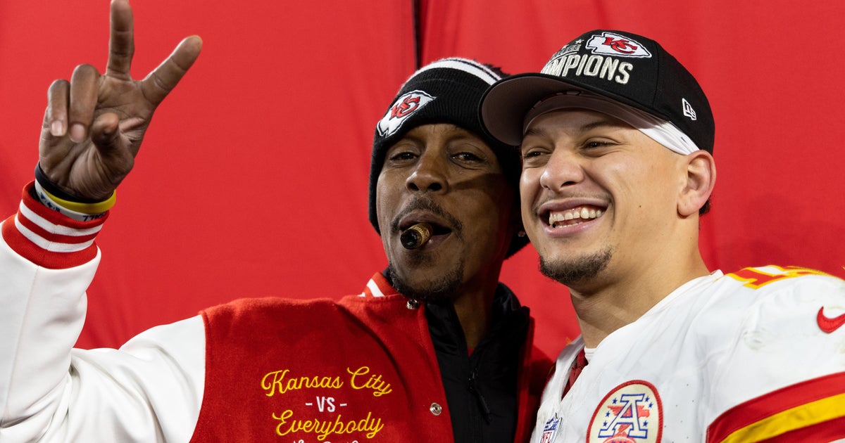 Patrick Mahomes’ Father Is In Trouble Again - HuffPost by General Assignment Reporter