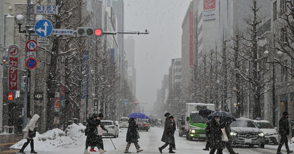 雪国で“滑らず道を渡るコツ”が一目でわかる！北海道の観光客向けTipsに「ほんとこれ」「寒冷地民の知る怖さ」
