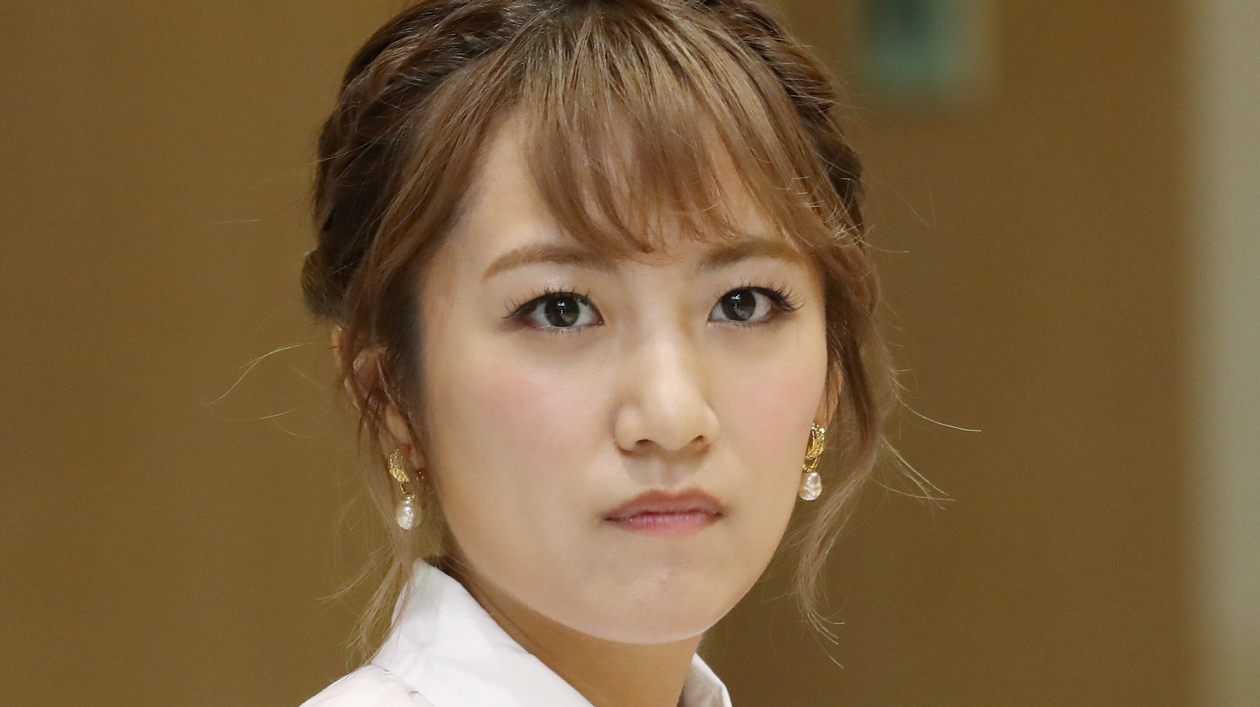 高橋みなみ、「巨大お団子ヘア」を再現したあの後輩が目の前に現れ絶句 