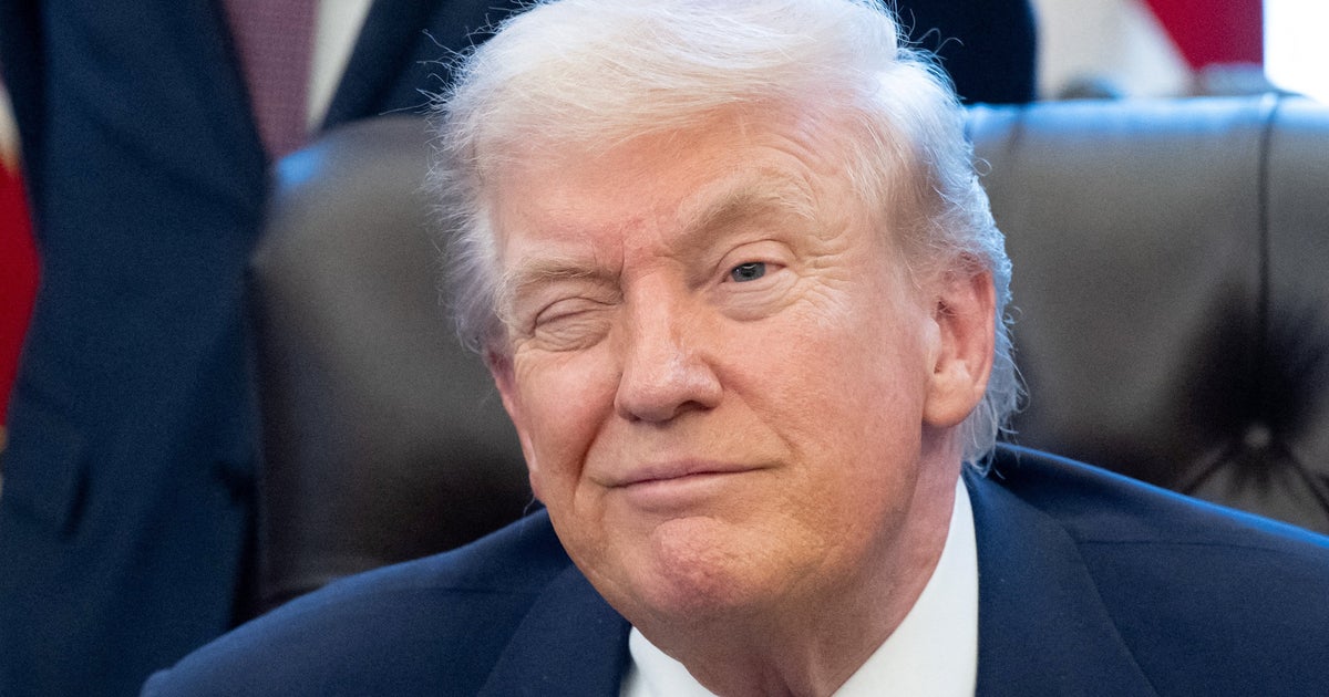 Former U.S. Senator Names Top Trump Official With ‘No Political Antenna’ Who Could Doom Him