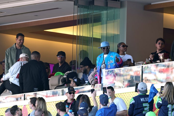 Michael Rapino, Ty Dolla Sign, Flavour Flav, Carlacia Grant et Austin Rosen au Super Bowl LX