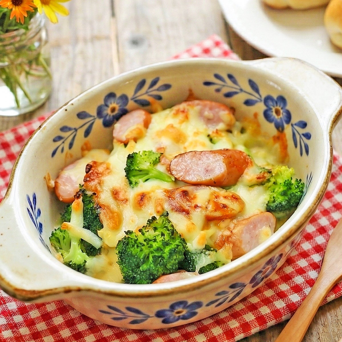 【ブロッコリーゆでずに時短！】こんなの美味しいに決まってる。ブロッコリーの簡単おかずレシピ3選