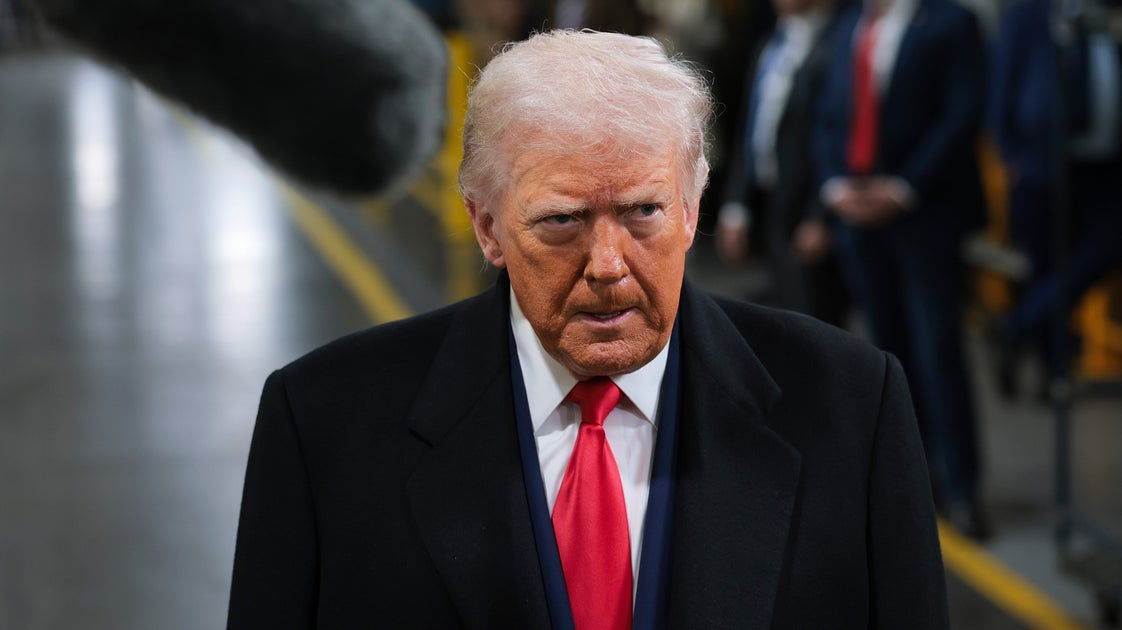 Ford Worker Who Called Trump ‘Pedophile Protector’ Still Has Job - HuffPost by Labor Reporter