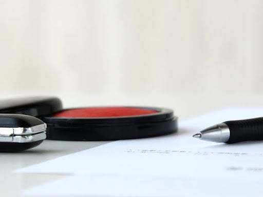 相続手続き、代行サービスもあります。費用は？専門家の依頼や無料相談も【相続の頼り先3選】