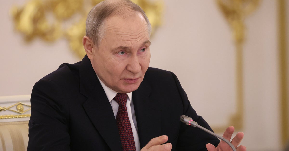 Putin Slaps Fresh Restraints On Ukrainians Amid Crushing Russification Policy
