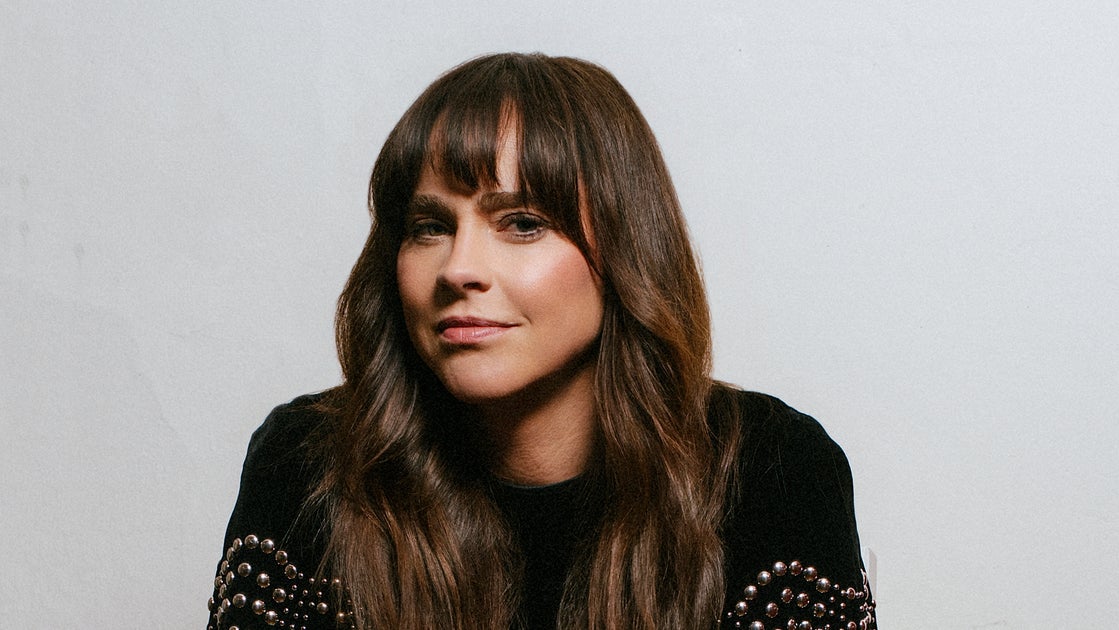 ‘The Pitt’ Star Shares What Noah Wyle Said To Her After She Was Cast — And It Really Hit Home