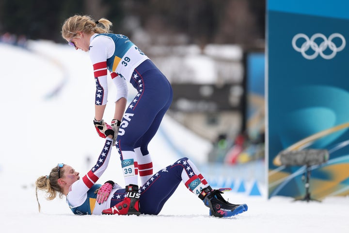 Jessie Diggins has the help of her teammate Hailey Swirbul.