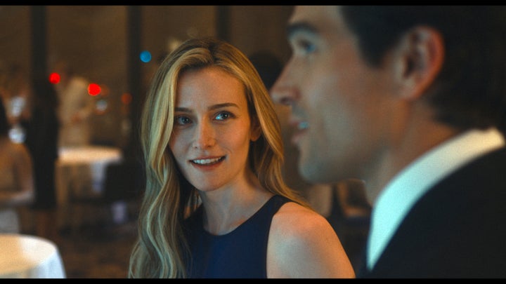 Sarah Pidgeon as Carolyn Bessette, Paul Anthony Kelly as John F. Kennedy Jr. in 