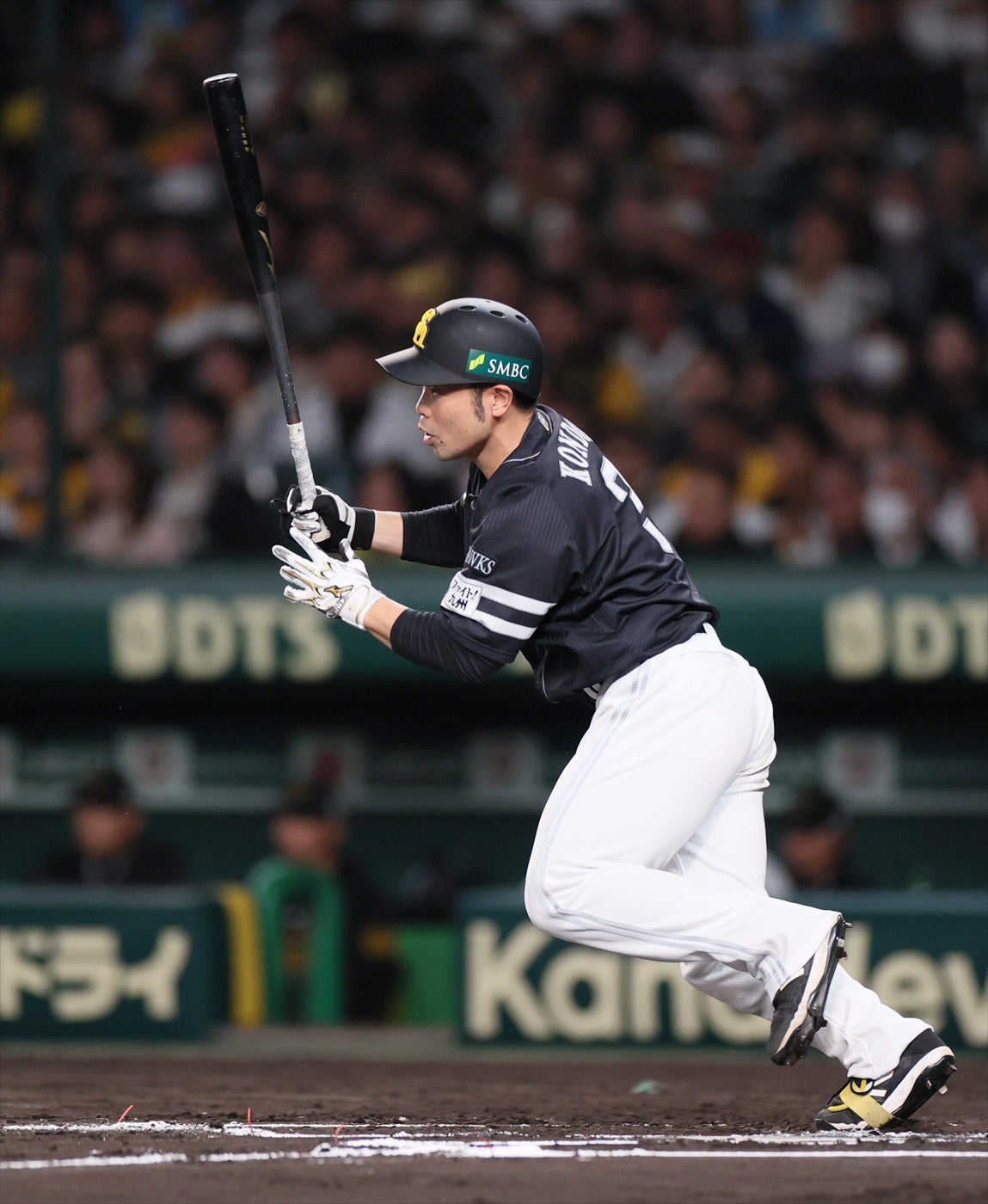 ドジャース“レジェンド”野茂英雄、 ワールドシリーズ始球式に登場