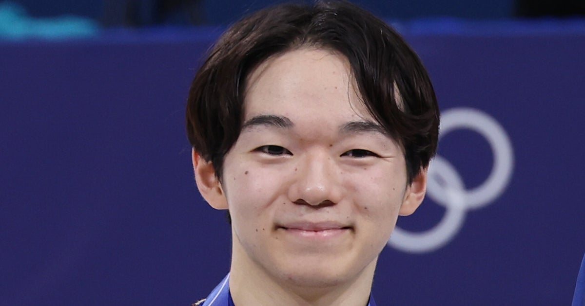鍵山優真、23歳の誕生日に見せた“子どもの頃”がエモすぎる！⇨「貴重な写真」「パパとそっくり」と反響