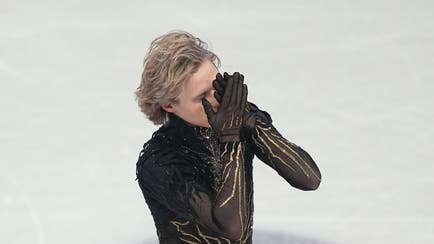 羽生結弦が初優勝 フリーで逆転、2位は町田樹 フィギュア世界選手権