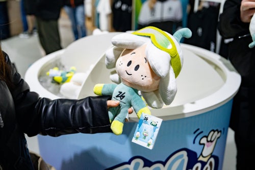 画像】知ってる？メダルと「ティナ」と一緒に渡される、謎のぬいぐるみ