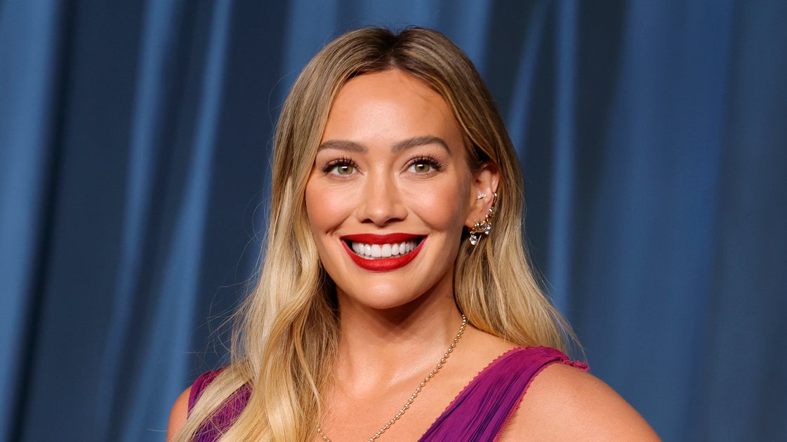 Millennials Found A Friend In Lizzie McGuire In The 2000s — And Now Hilary Duff Is Returning Right On Time