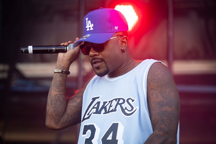 R&B Singer Breaks Silence About Fake Blood Flowing From His Eyes After Recent Health Issues 1 Singer Ray J revealed on social media that he was hospitalized in January with a severe case of pneumonia.