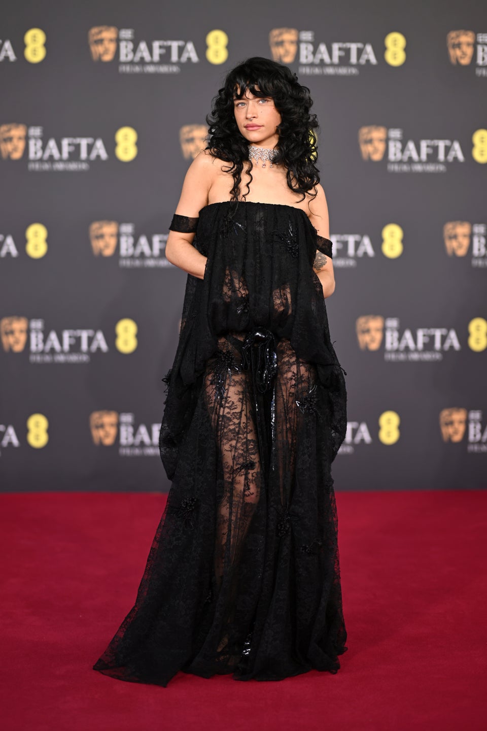 Glitz and glamor at the BAFTA Film Awards 2026: photos
