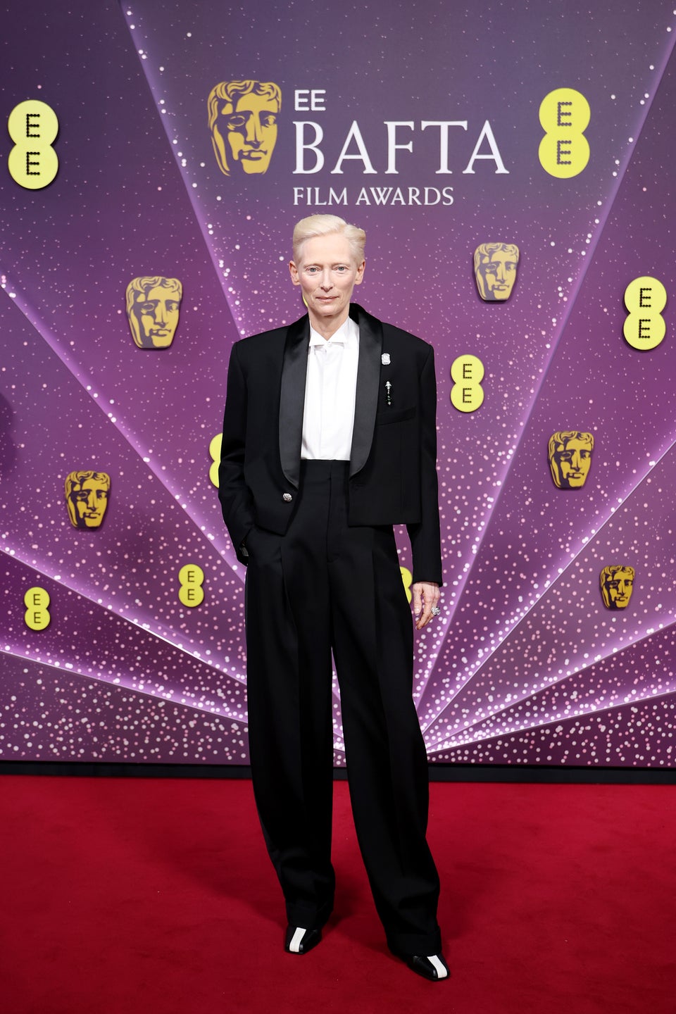 Glitz and glamor at the BAFTA Film Awards 2026: photos