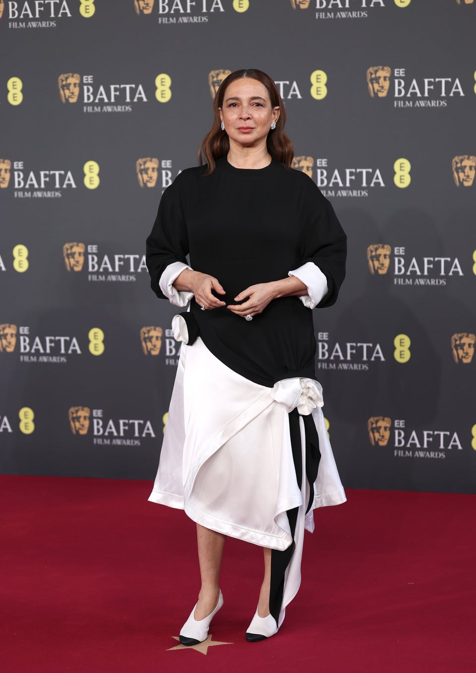 Glitz and glamor at the BAFTA Film Awards 2026: photos