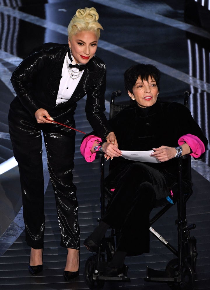 Liza Minnelli shares heartbreaking revelation about that Oscars appearance with Lady Gaga 1 In her new memoir, Liza Minnelli (right) says it was