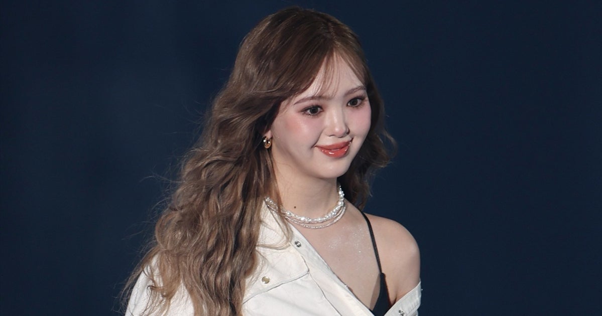 藤田ニコル、愛犬との“純白”マタニティコーデが素敵すぎる⇨「自然体でいい」「お母さんの顔」と反響