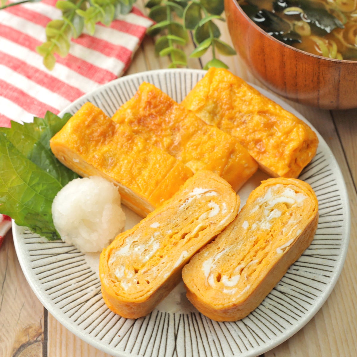 【卵焼き、ちょい足しするだけでフッワフワ】もう普通には戻れない！本当は秘密にしたい卵の格上げレシピ3選