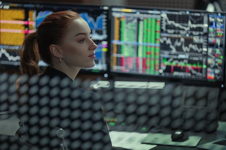 Phoebe Dynevor in the erotic thriller Fair Play