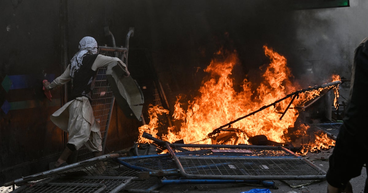 U.S. Marines Fired On Protesters Storming Consulate In Karachi, Officials Say U.S. Marines Fired On Protesters Storming Consulate In Karachi, Officials Say