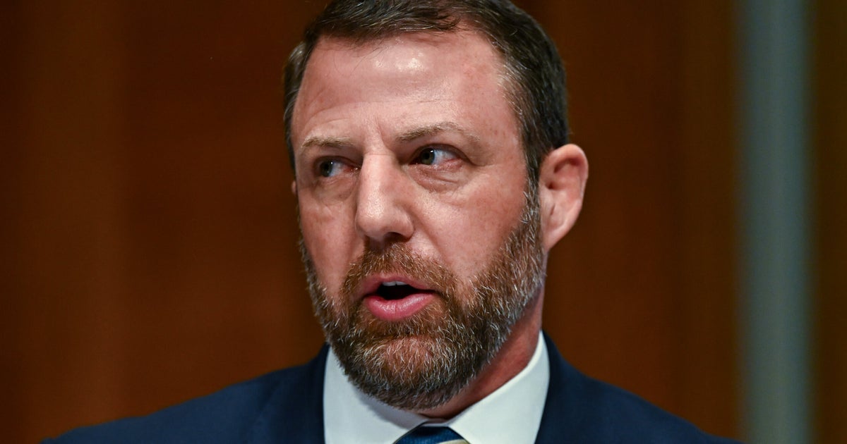 MAGA Senator’s ‘Smell' Of War Talk Gets Absolutely Brutal Reminder From Veterans Group