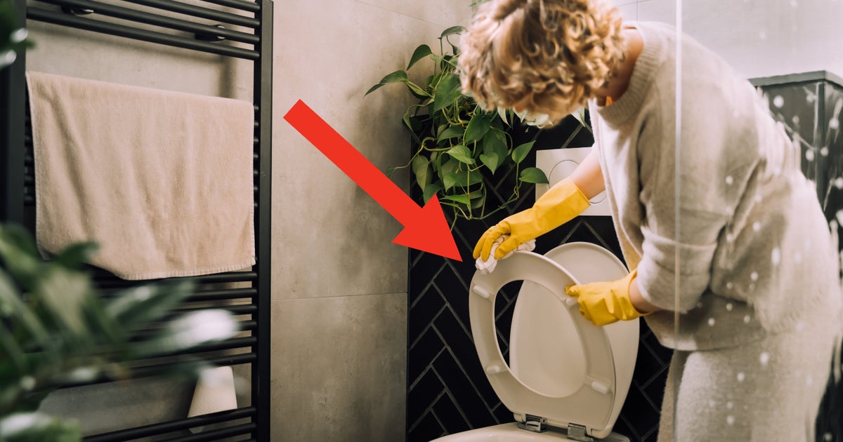 7 Things House Cleaners Really Wish You’d Do Before A Cleaning
