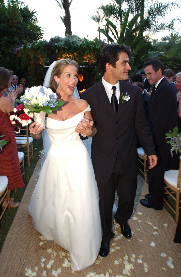 Christina Applegate and Johnathon Schaech were married in Palm Springs, California. on Saturday, October 20, 2001.