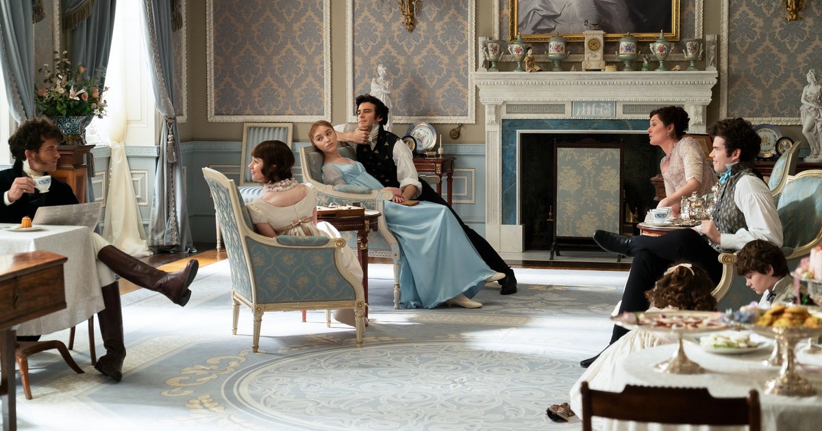 Bridgerton: The Biggest Differences Between The Books And The TV Show