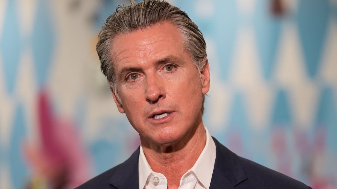 Gavin Newsom dit que Stephen Miller, et non Kristi Noem, est « le cœur sombre de cette administration » Gavin Newsom dit que Stephen Miller, et non Kristi Noem, est « le cœur sombre de cette administration »