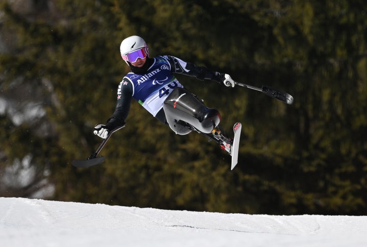 CORTINA D'AMPEZZO, ITALY - MARCH 7: Corey Peters of Team New Zealand competes in the Para Alpine Skiing Men's Downhill Sitting Final on day one of the Milano Cortina 2026 Winter Paralympic Games at Tofane Alpine Skiing Centre on March 07, 2026 in Cortina d'Ampezzo, Italy. (Photo by Dario Belingheri/Getty Images)