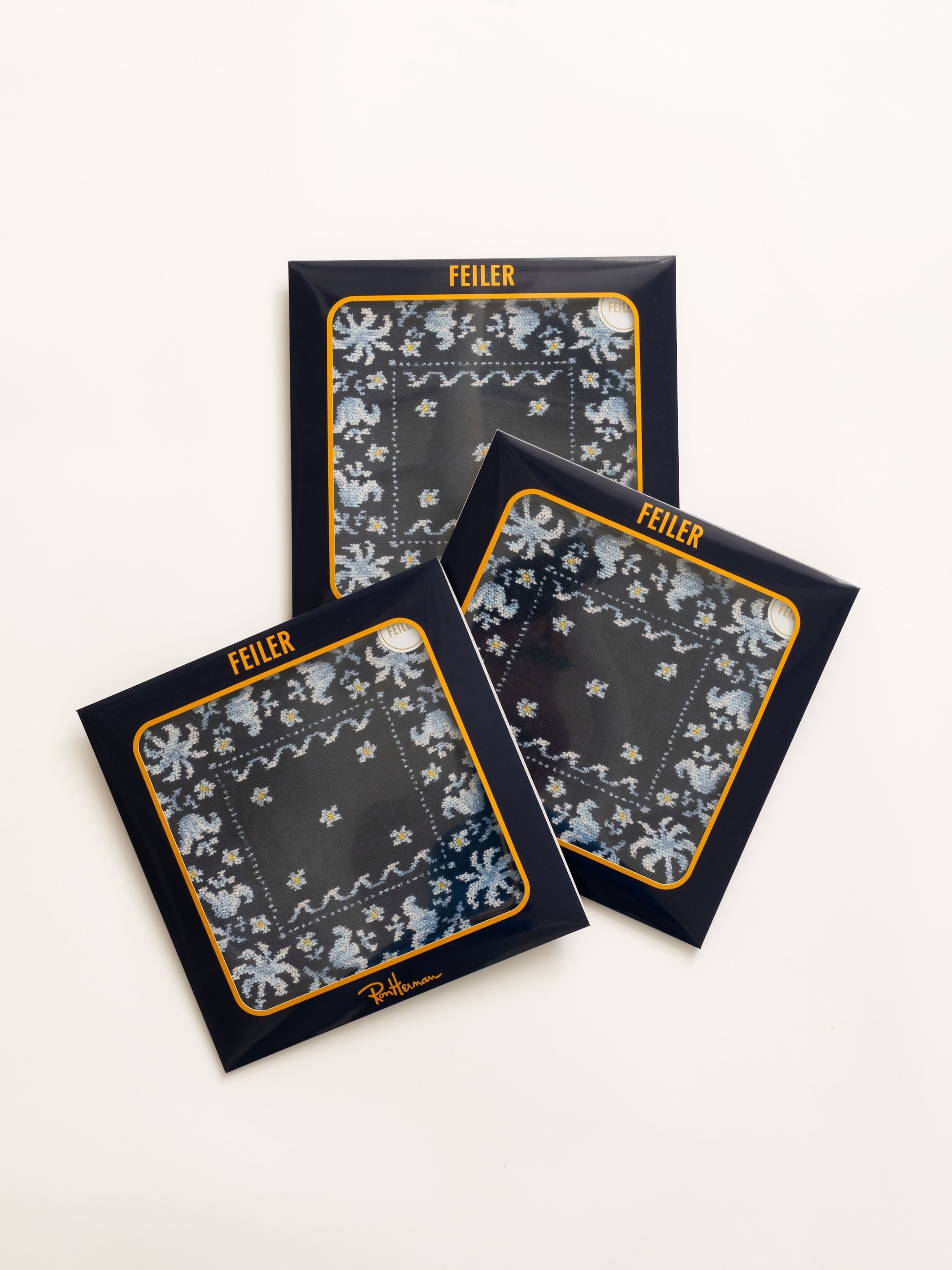 FEILER ロンハーマン　コラボハンカチ　ホワイト 画像】フェイラー×ロンハーマンが初コラボ！ボタニカル柄の上品