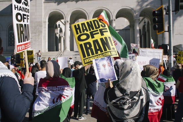 アメリカ・カリフォルニア州ロサンゼルスで行われたイランとの戦争に反対する抗議デモ（2026年3月7日）