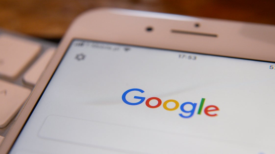 We've Been Dealing With This Controversial Google Feature For Years. Here's How To Remove It.