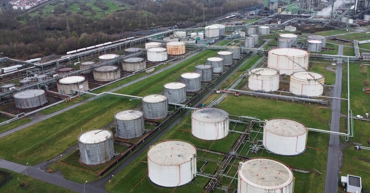 Wealthy Nations Pledge Record Release Of Emergency Oil Reserves In A Bid To Calm Surging Prices Wealthy Nations Pledge Record Release Of Emergency Oil Reserves In A Bid To Calm Surging Prices