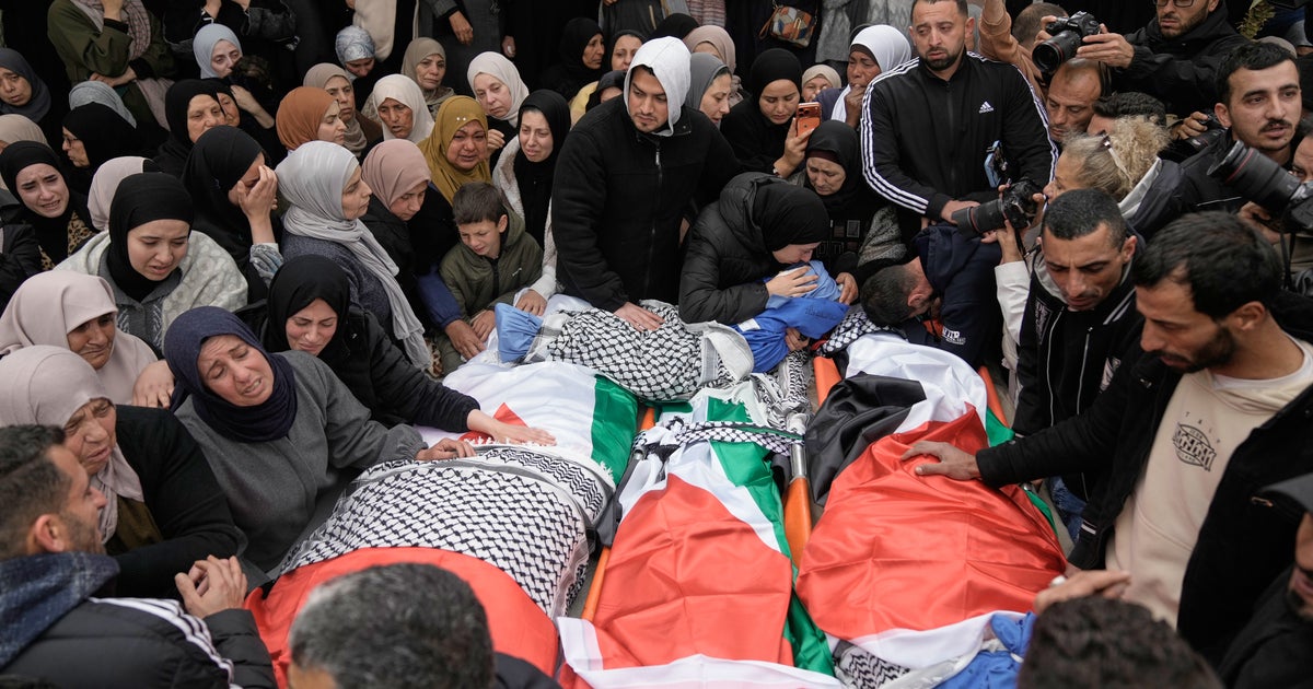 Israeli Forces Kill Palestinian Parents And Two Children In West Bank By Shooting Them In Head, Medics Say