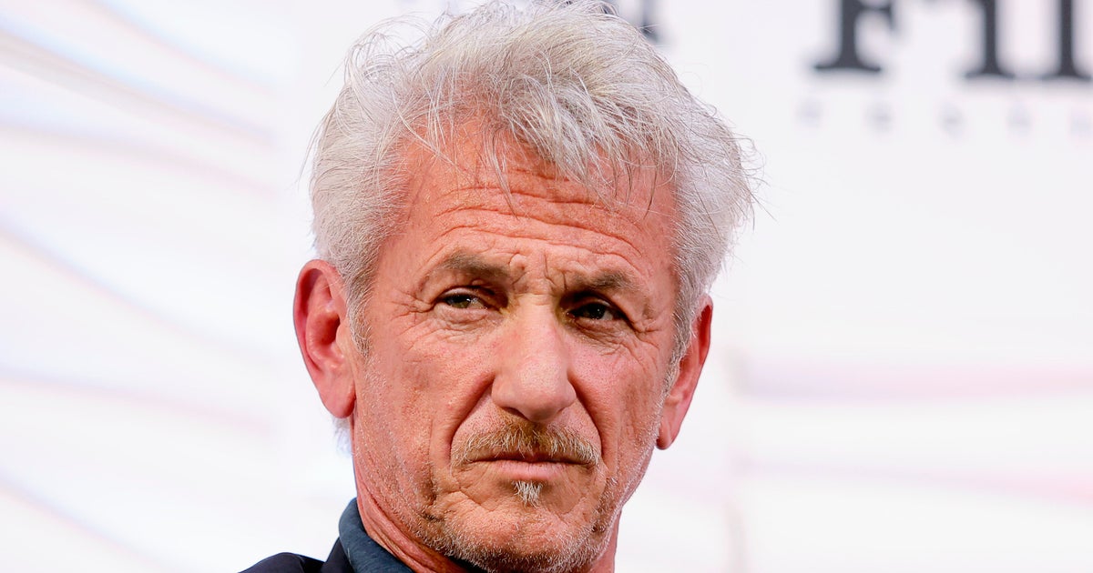 Sean Penn Reportedly Skipped Oscars For This Major Reason