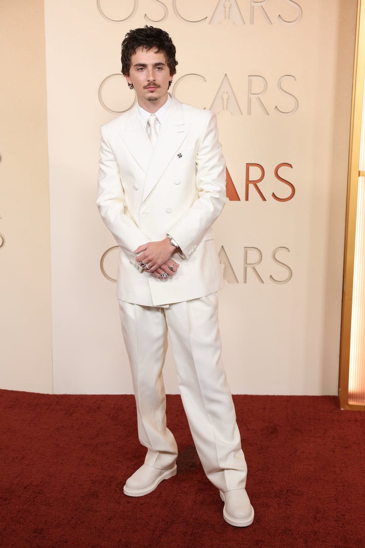 Timothe Chalamet continues to attract criticism this time with his adjustment at the Oscars