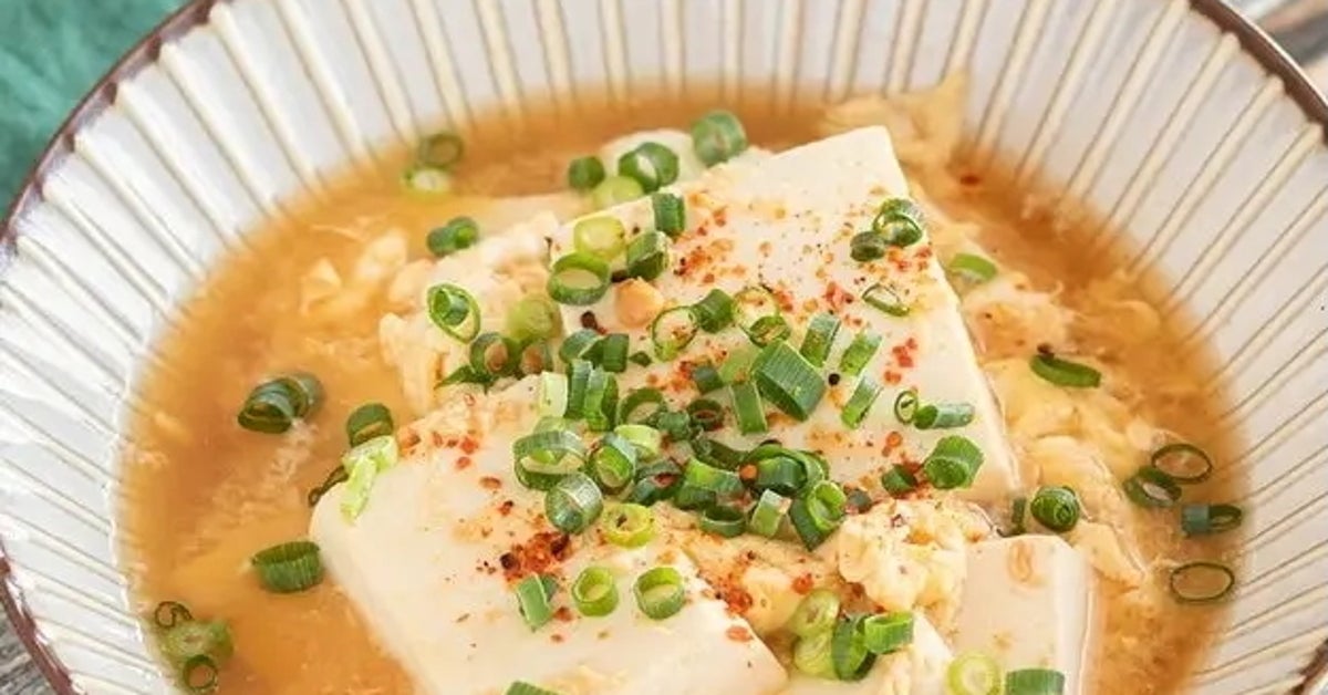 【豆腐と卵がご馳走に化ける】汁まで飲み干したい…！ふわとろ食感がクセになる、豆腐と卵の簡単人気レシピ3選