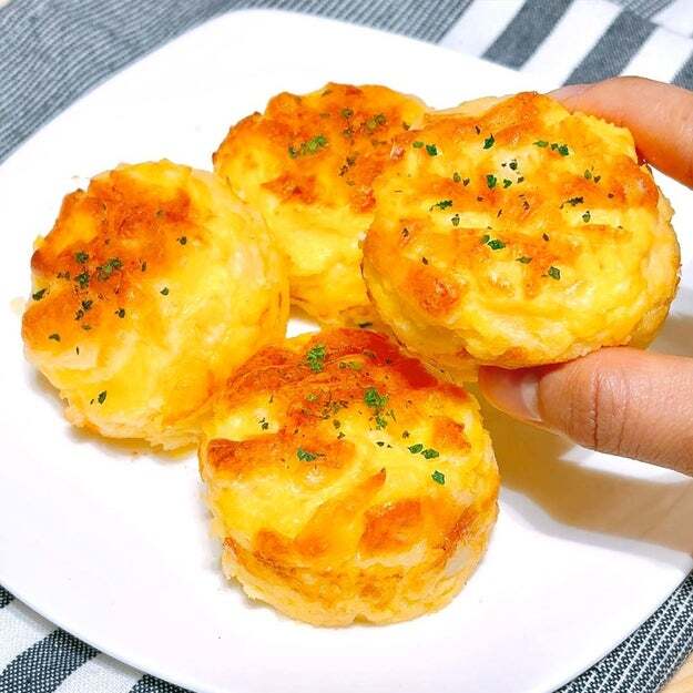 【じゃがいもが絶品おつまみに】チーズがとろ〜り…材料を混ぜて、トースターで焼くだけ！簡単人気レシピ3選