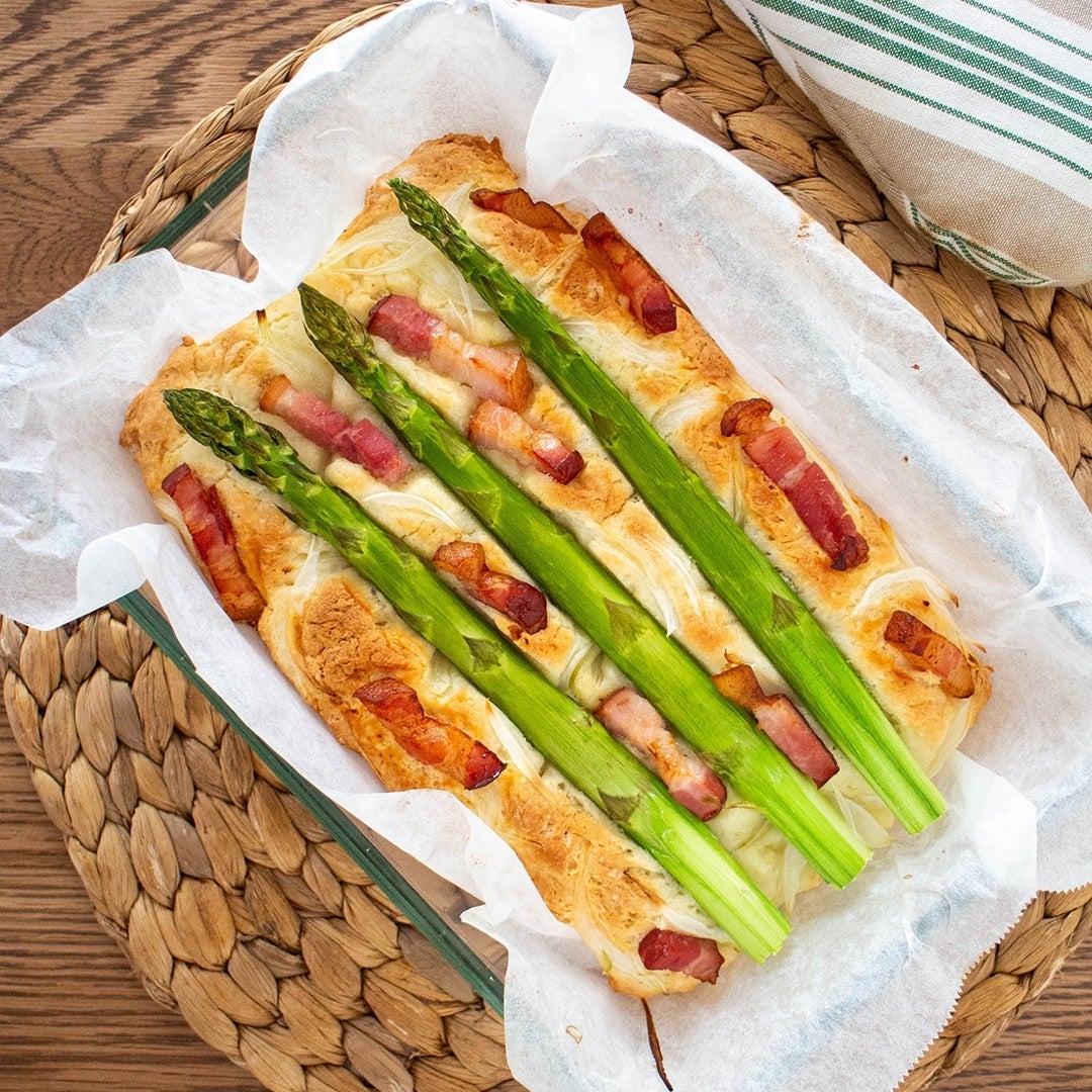 【ホットケーキミックス、あったら絶対真似して】混ぜて焼くだけ！家にある材料で簡単に作れる、絶品パンレシピ3選