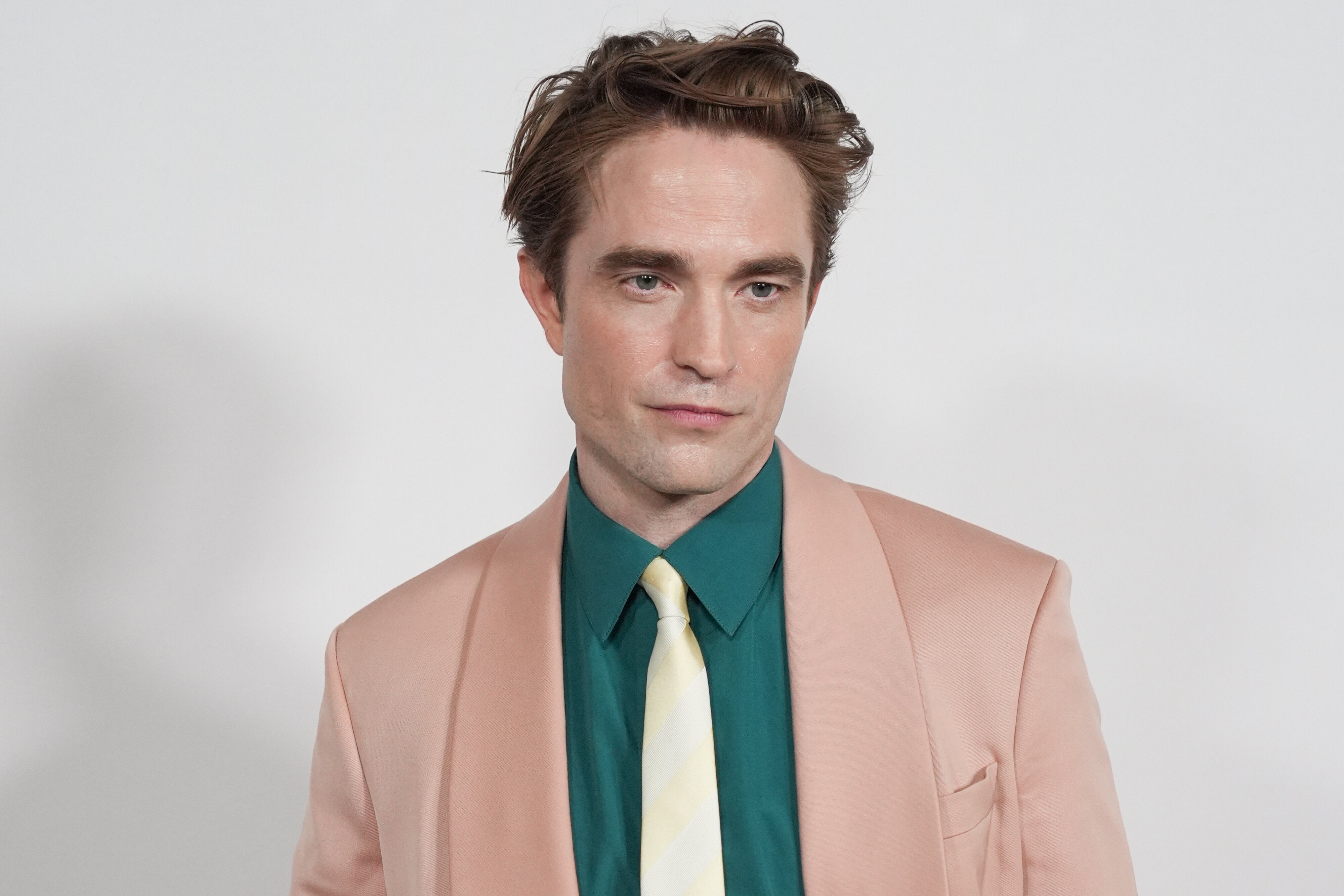 huffingtonpost.co.uk - Daniel Welsh - Robert Pattinson Looks Unrecognisable In First Trailer For Third Dune Movie