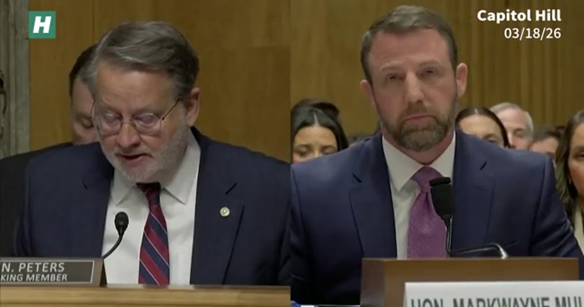 Mullin Pressed On Pretti Comments